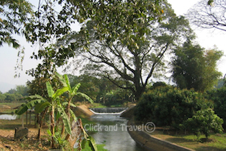 Fietstoer van een halve dag ten oosten van Chiang Mai Thailand foto